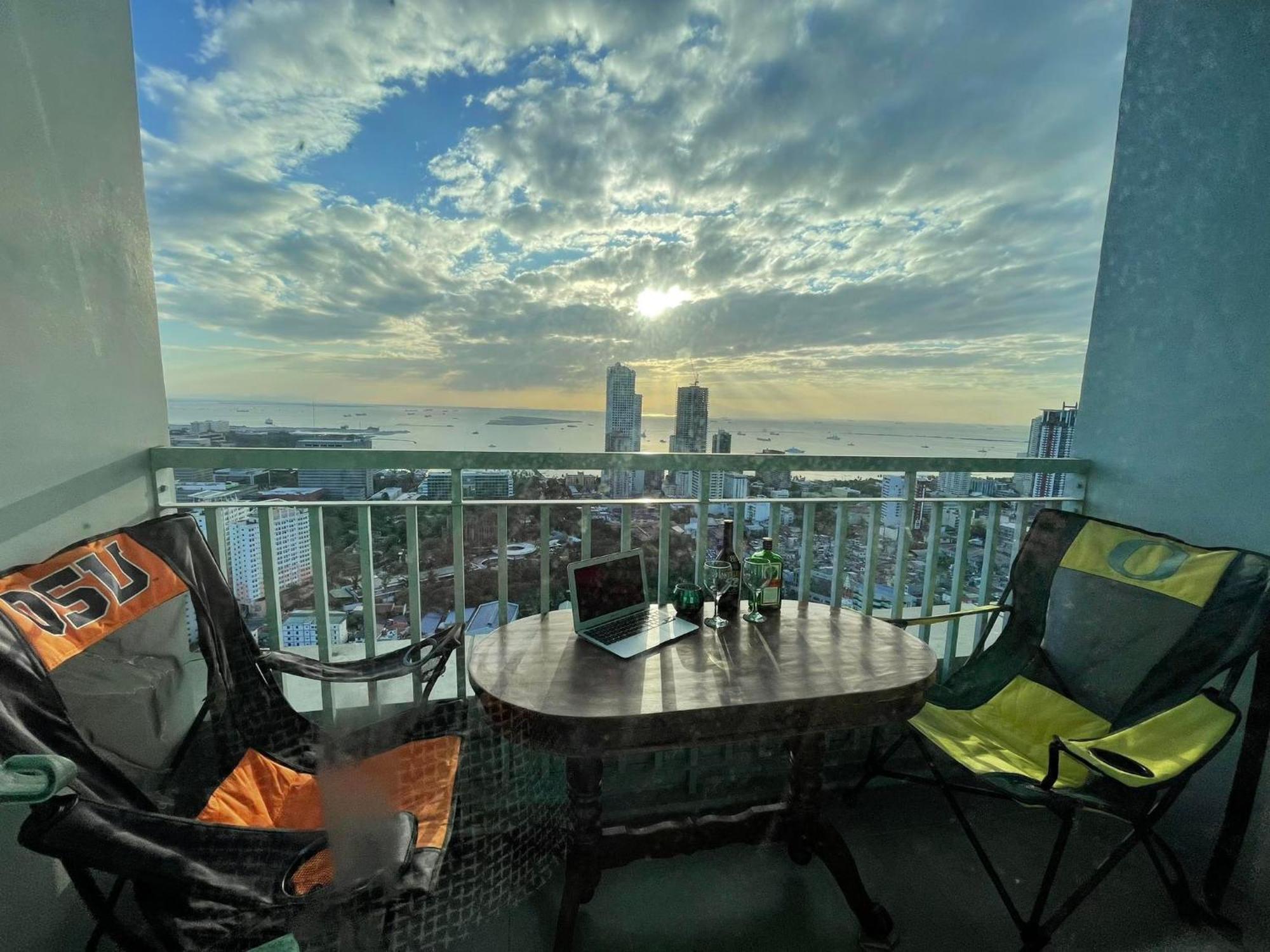 מנילה Green Residences Staycation By Pbyy מראה חיצוני תמונה